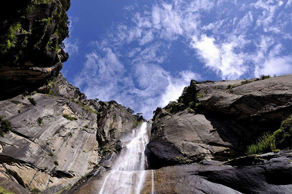 林芝-巴松錯(cuò)-魯朗林海-雅魯藏布大峽谷3日游