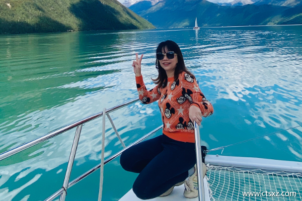 報團(tuán)去西藏旅游多少錢